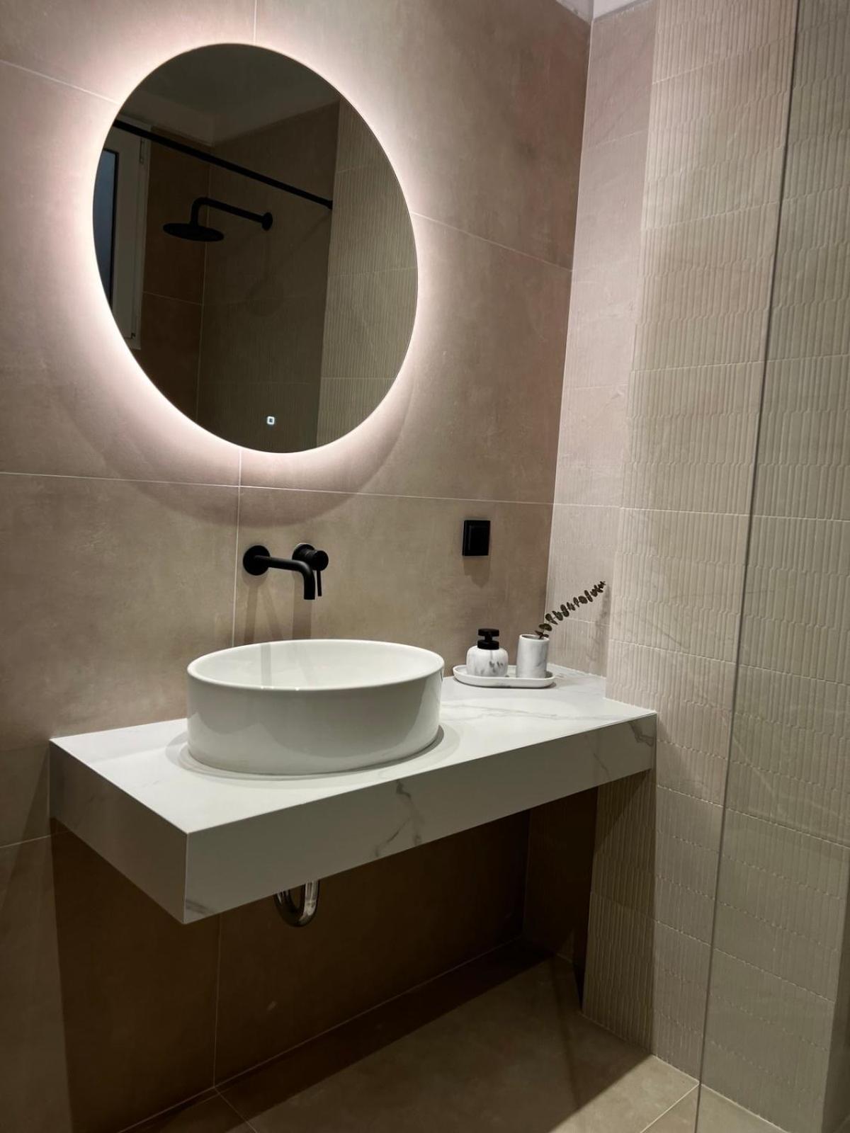 Oikiaegina Apartment Екстериор снимка